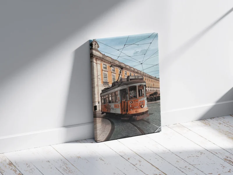 Tramway Vintage à Lisbonne - Art Mural Européen – Image 3